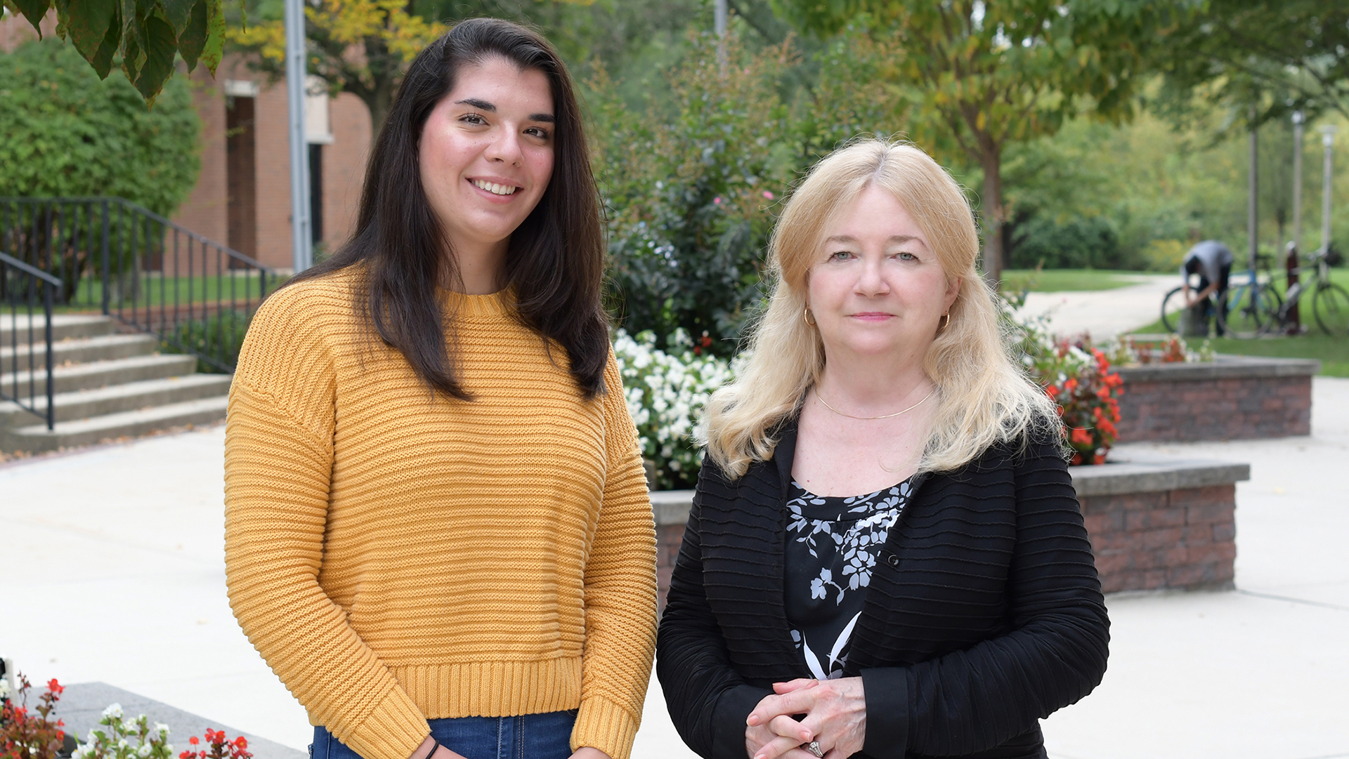 Student Paola Carlesso and Dr. Roberta Fiske-Rusciano