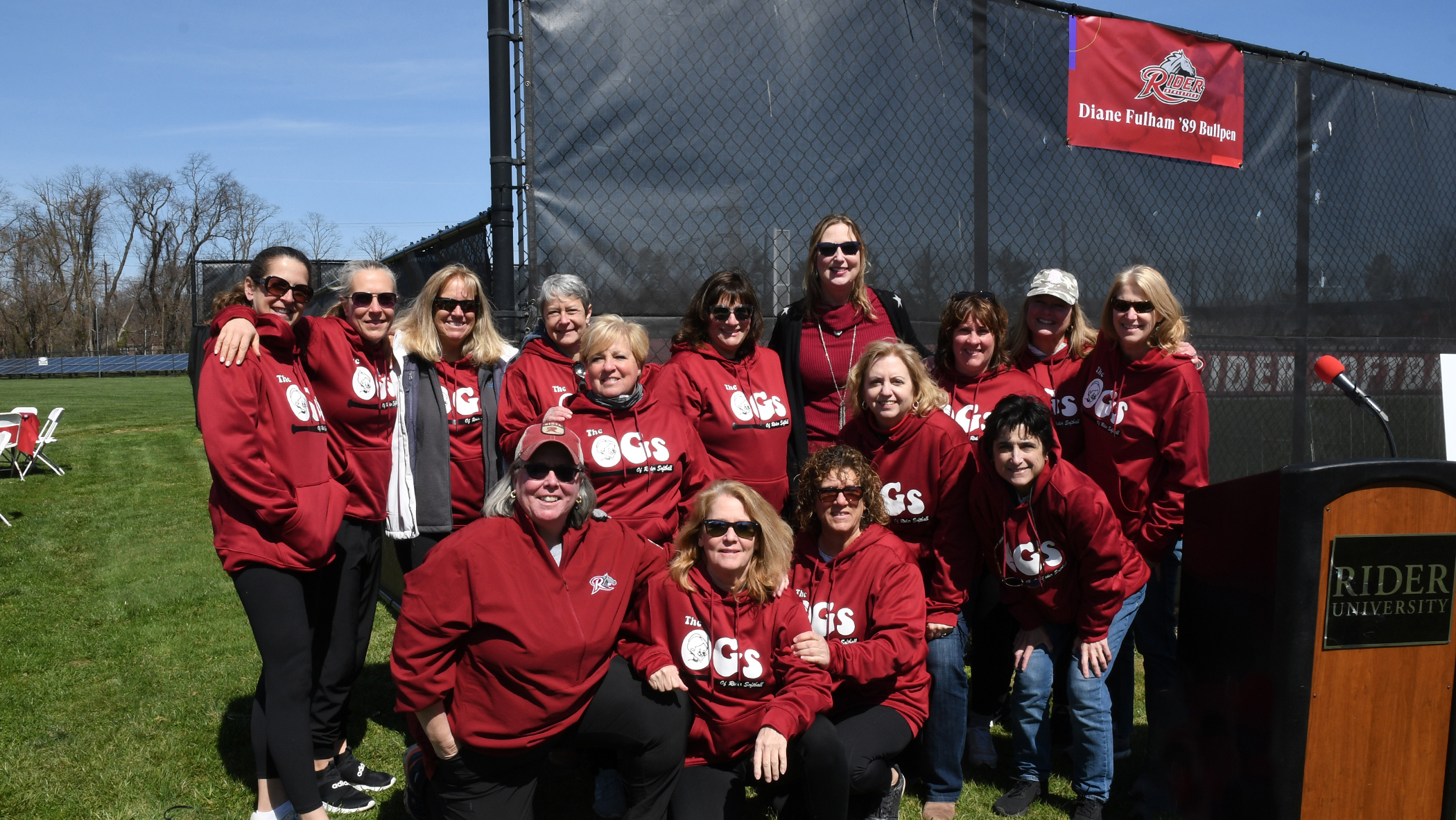 Diane Fulham Blaszka and teammates