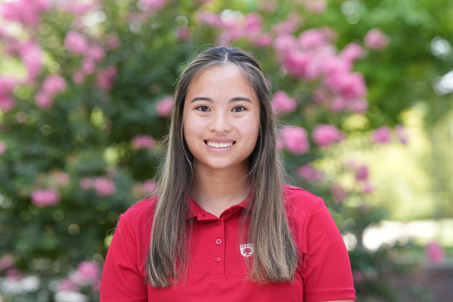 Rosalyn Tiangco headshot