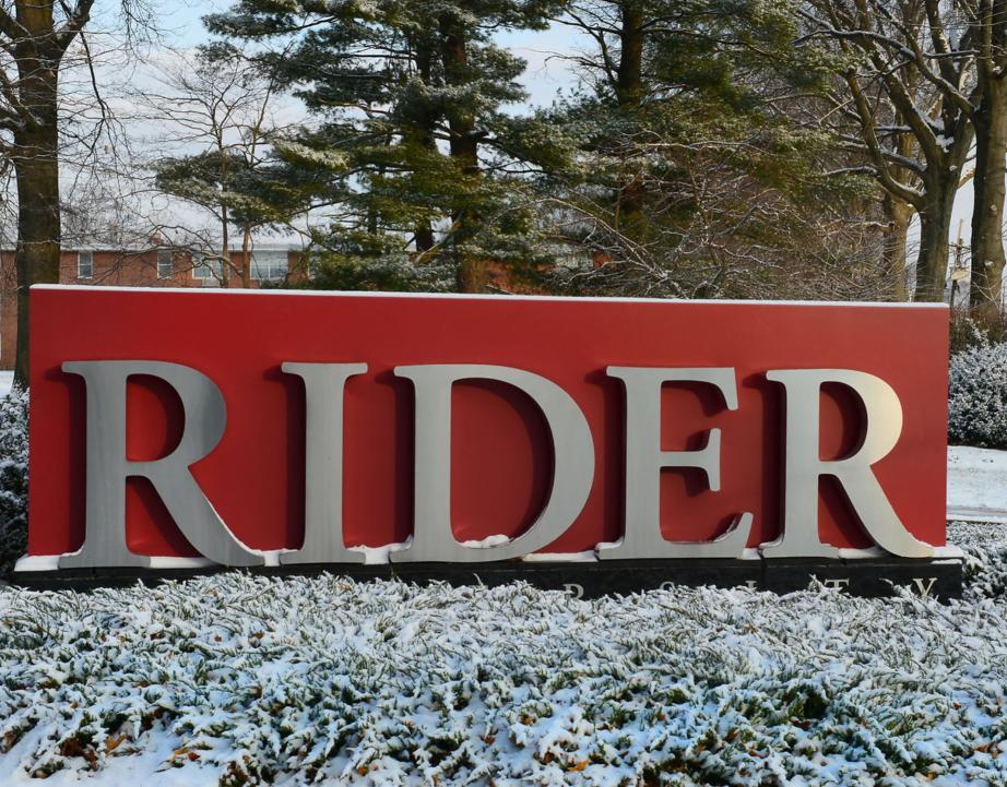 Rider sign in the snow